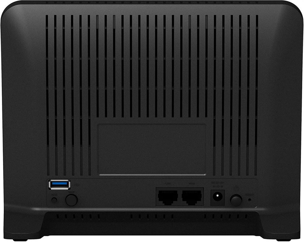 Synology MR2200ac Router - Rear