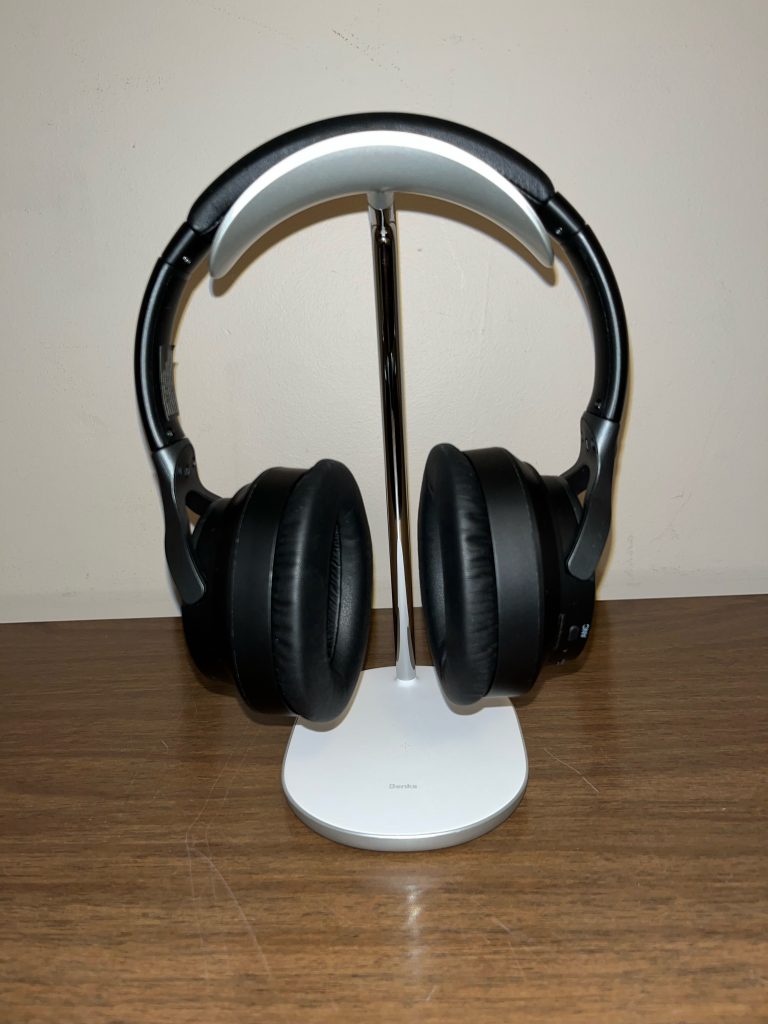 Grand Pro Headphone Stand - with Headphones