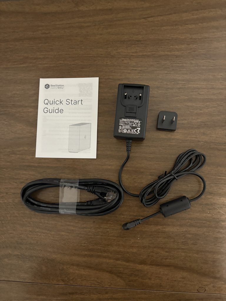 Synology BeeStation Plus - Unboxing 3